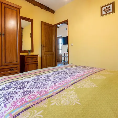 House Dorino بيت للعطل